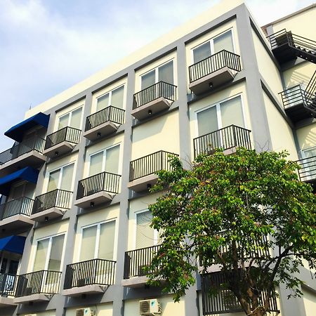 Topaz Residence Jakarta Eksteriør billede